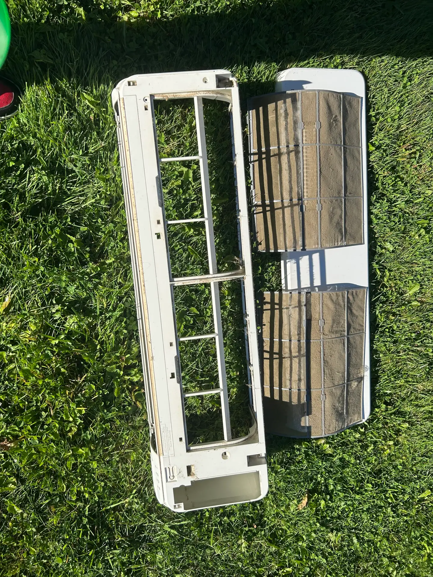Dirty Heat Pump Casing Before Cleaning Bangor Maine - Moran Heat Pump Cleaning Expert Service
